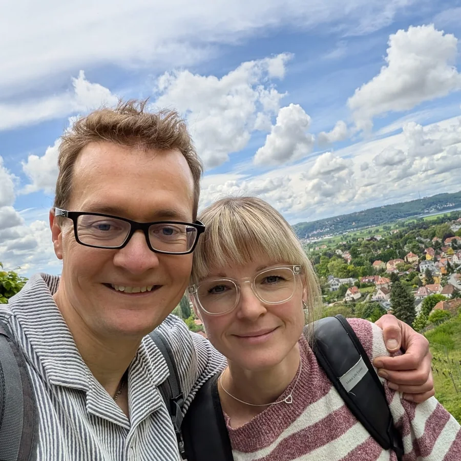Sophia und Michael König – Pflege aus Erfahrung Sophia und Michael König, Pflegeehepaar und Gründer von König Care